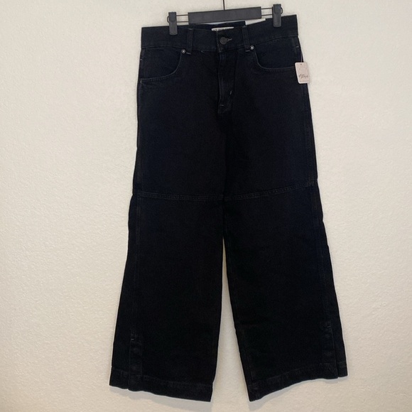 FREE PEOPLE WE THE FREE BENJI RELAXED WIDE LEG JEANS. NWT. THEA BLACK - Picture 4 of 10
